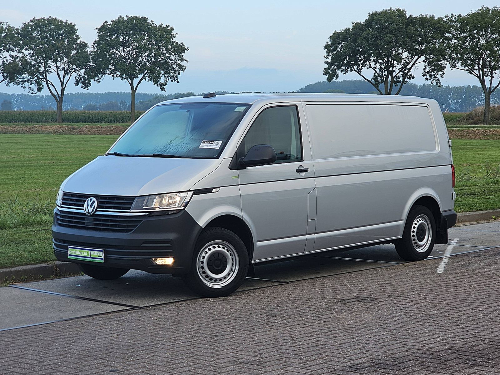 Volkswagen Transporter 2.0 TDI T6.1 Wp-Inrichting L2 Navi 110Pk Deuren Trekhaak Euro6 Oh-Historie!