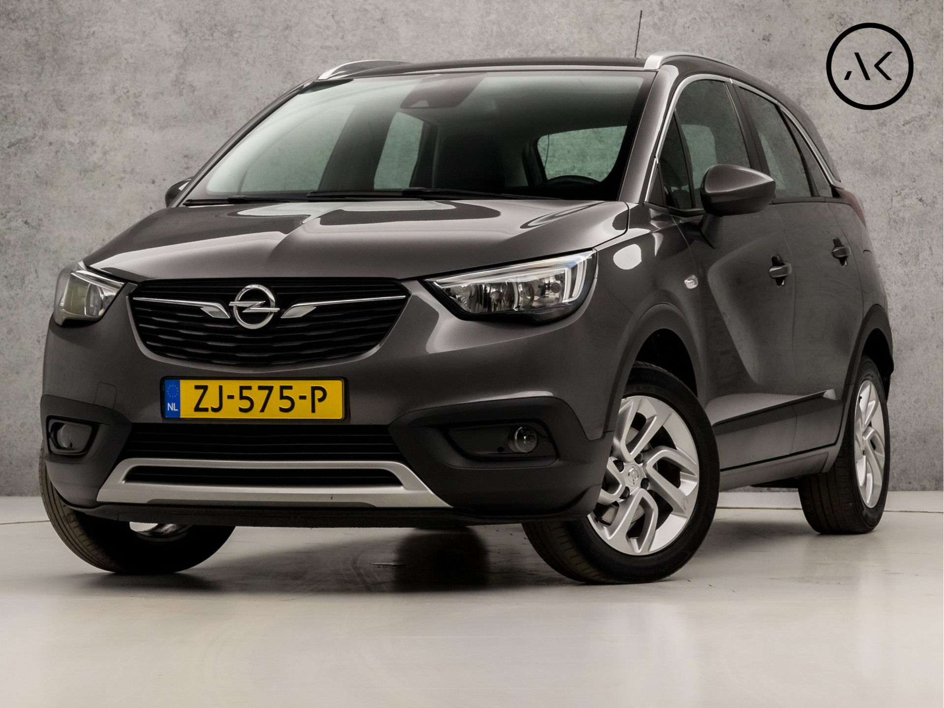 Opel Crossland X 1.2 Turbo Innovation Sport Automaat (APPLE CARPLAY, GROOT NAVI, CLIMATE, LEDER, SPORTSTOELEN, CRUISE, PARKEERSENSOREN, NIEUWSTAAT)