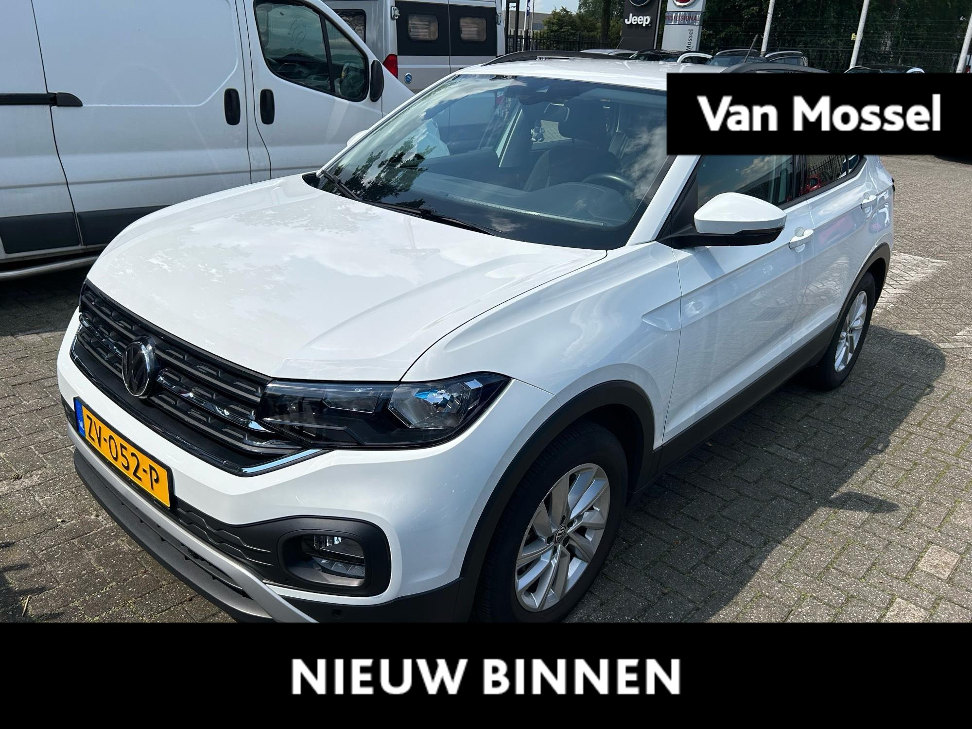 Volkswagen T-Cross 1.0 TSI Life 116 PK DSG | WORDT VERWACHT | Automaat | Stoelverwarming | Parkeersensoren | Navigatie | Climate Control | Achteruitrijcamera | Adaptive Cruise Control |