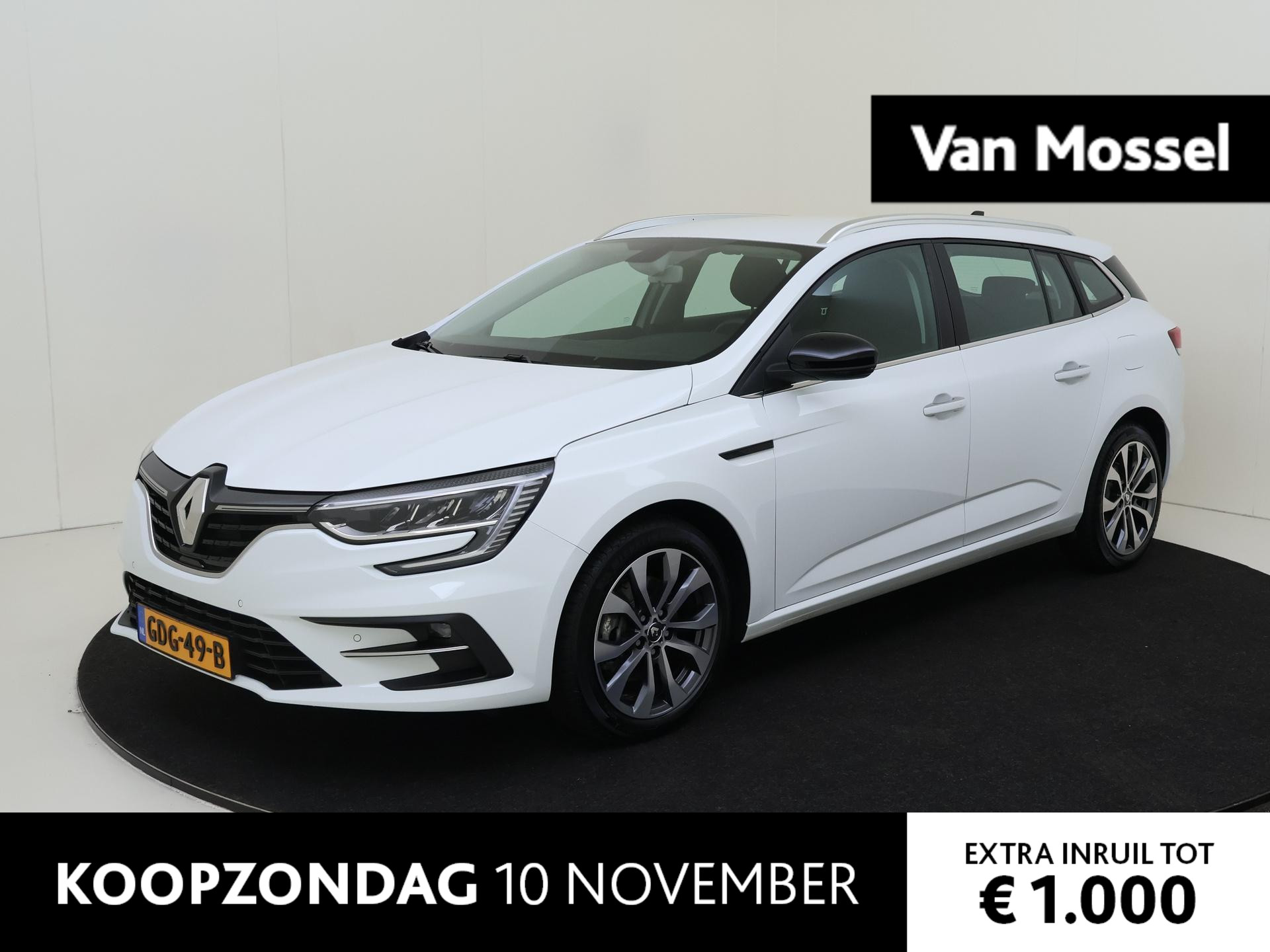 Renault Megane E-Tech Estate 1.6 Plug-In Hybrid 160 Equilibre | 17 inch | Michelin Cross Climate All-Season | Beschikbaar per 21-9-2024