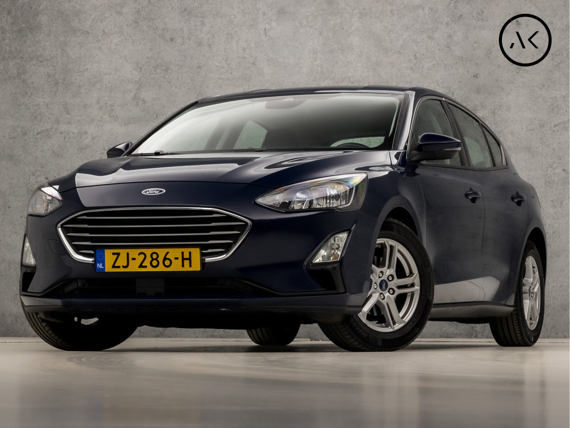 Ford Focus 1.0 EcoBoost Sport Deluxe (APPLE CARPLAY, GROOT NAVI, LM VELGEN, SPORTSTOELEN, PARKEERSENSOREN, CRUISE, NIEUWE APK, NIEUWSTAAT)