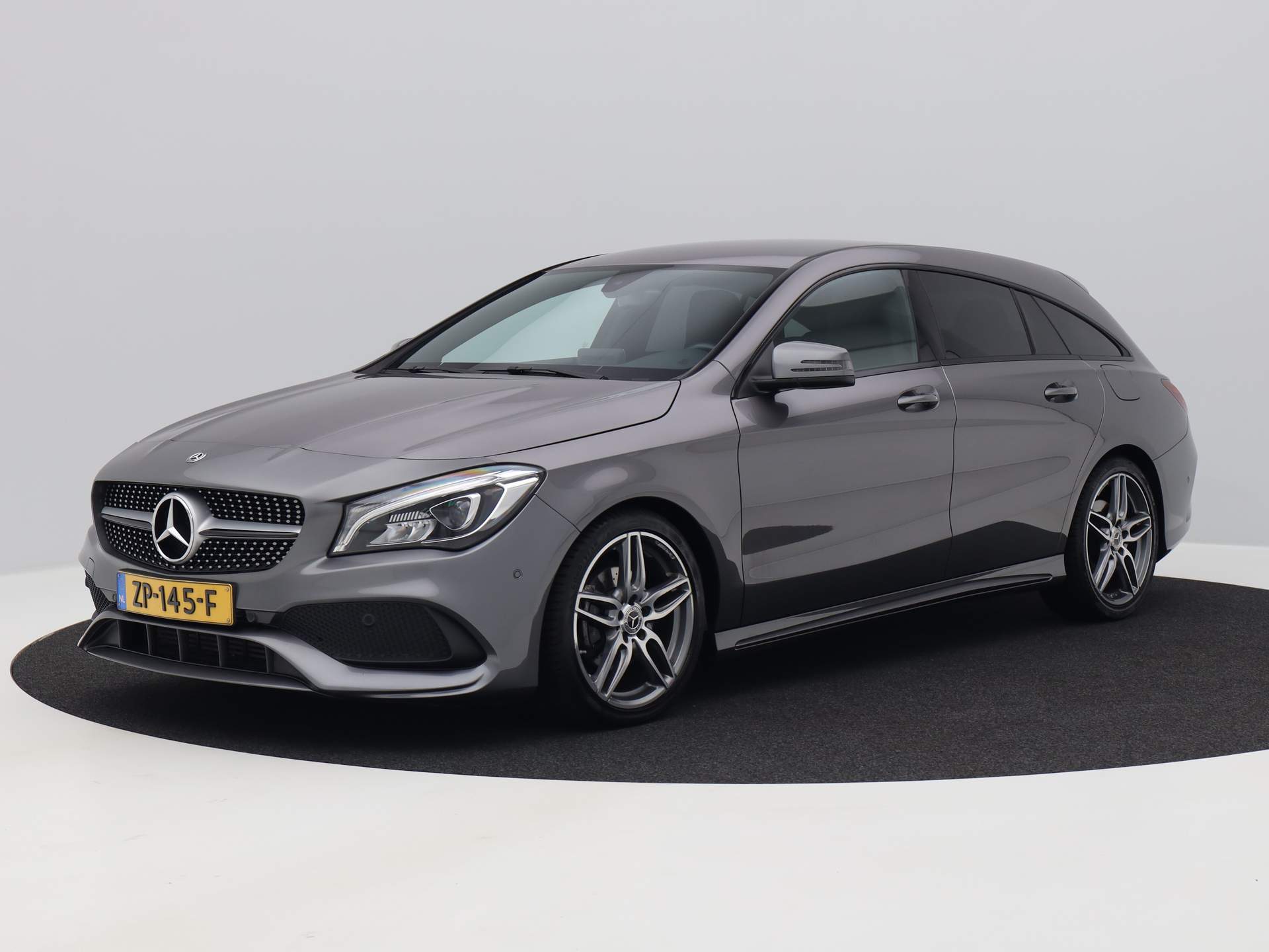 Mercedes-Benz CLA 180 AMG Edition Automaat Shooting Brake | LED | NIGHT