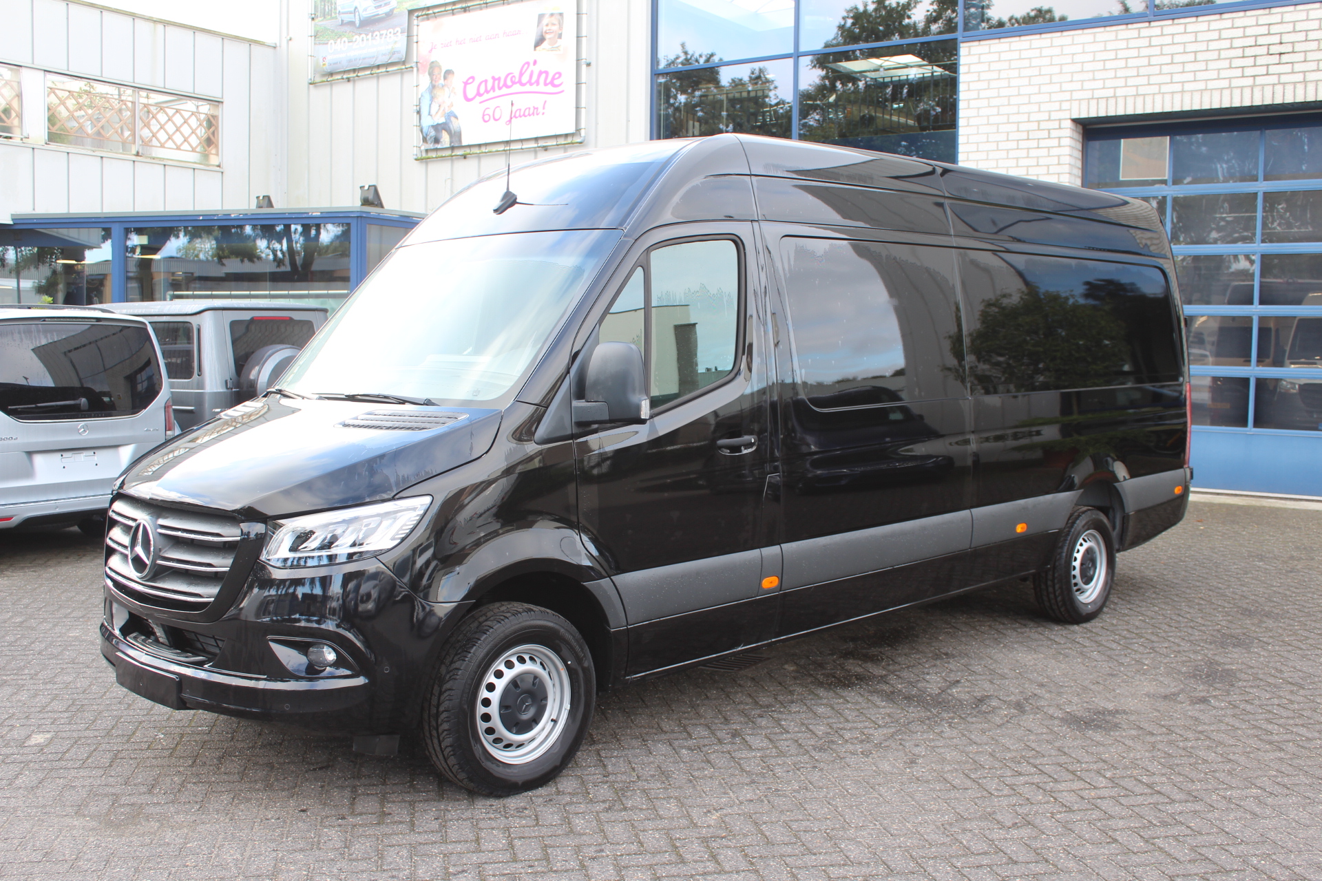 Mercedes-Benz Sprinter 319 CDI L3H2 3500kg trekhaak, 10.25 MBUX met camera, Climate controle, Etc.