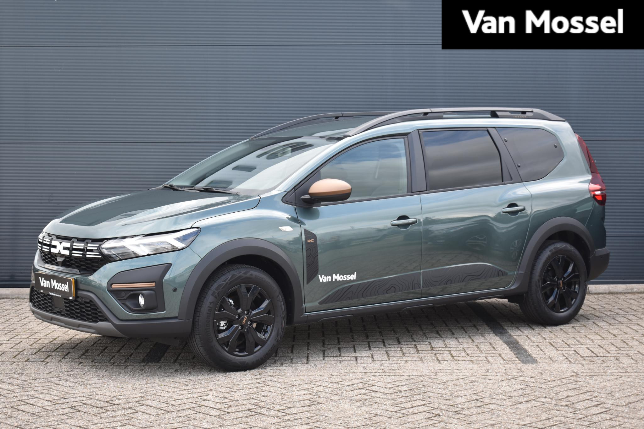 Dacia Jogger 1.0 TCe 110pk Extreme 7 persoons | Pack Extreme | Navigatie | Achteruitrijcamera | Apple Carplay/Android Auto | Climate Control | 7 Persoons